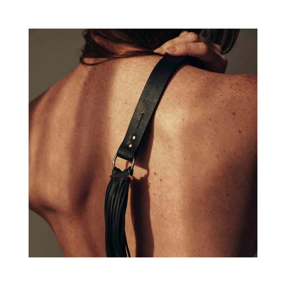 Bijoux Indiscrets Tassel Flogger